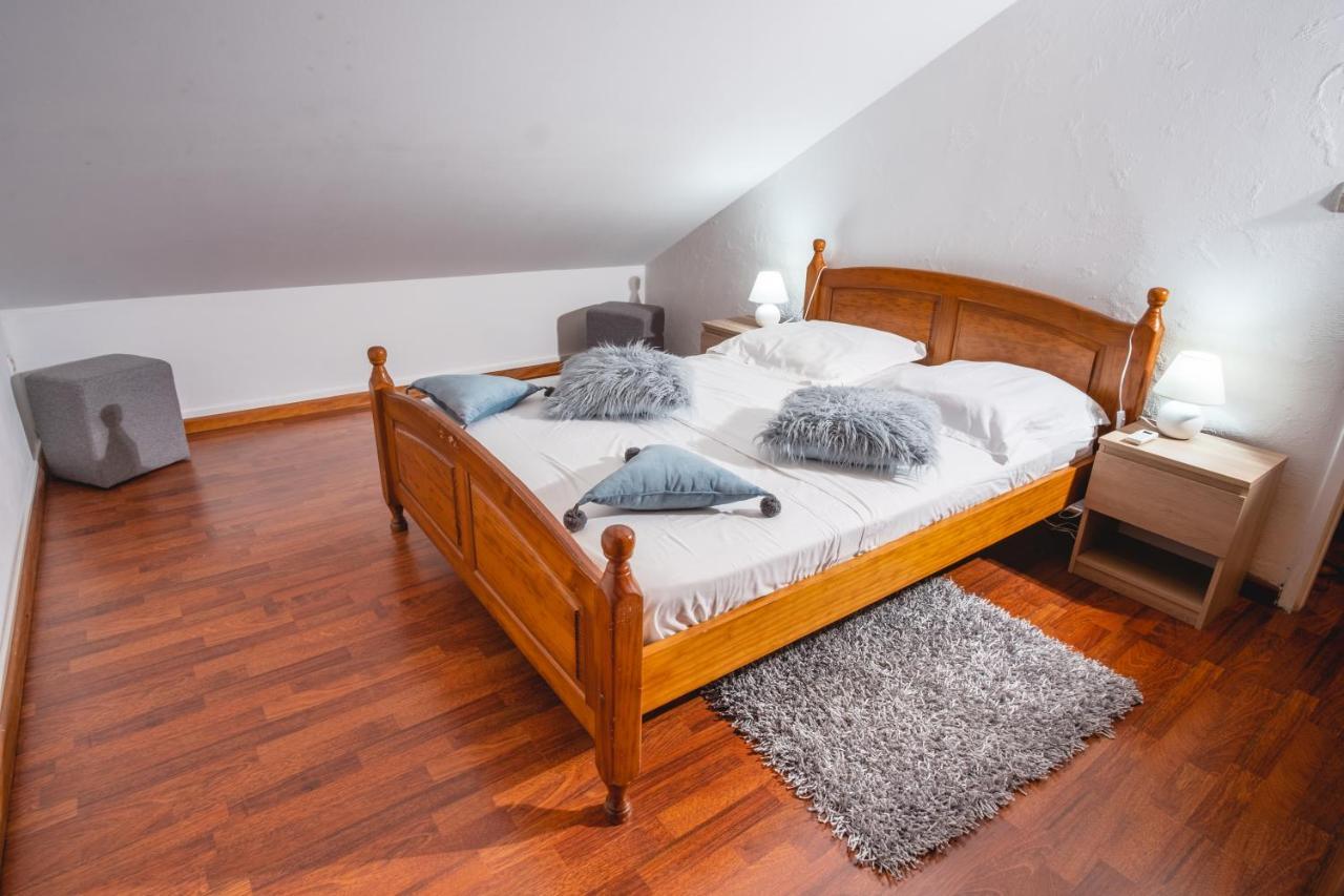Apartamento Le Coin D'Azur Petite Île Exterior foto